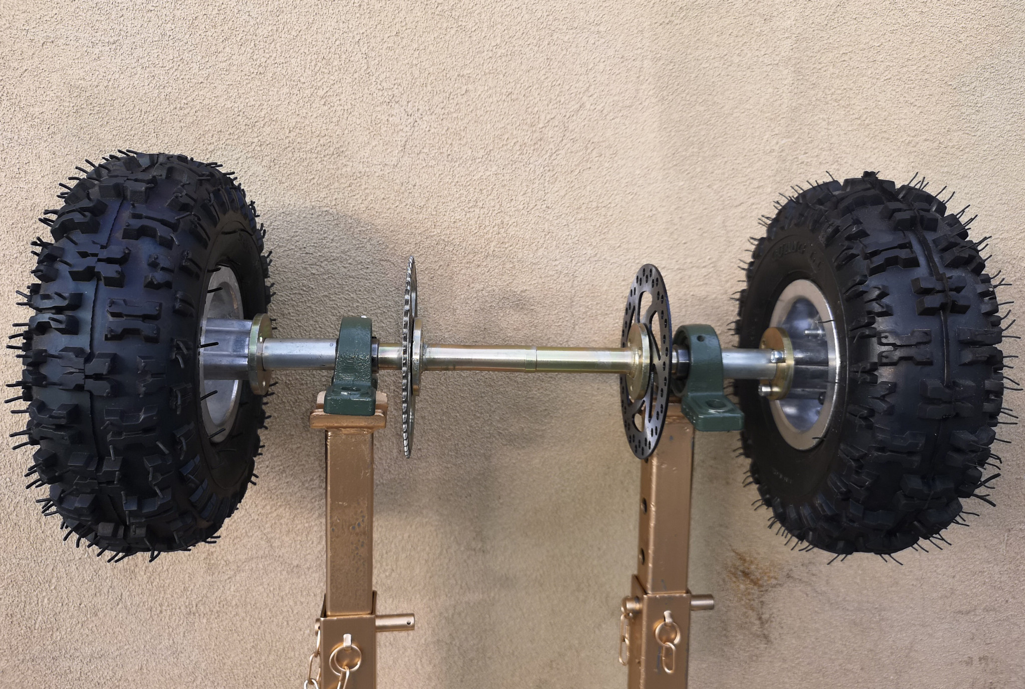Rock Trike Axle with Hardware